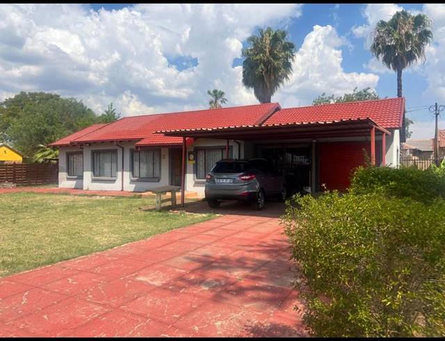 3 BEDROOM HOUSE FOR SALE IN THERESA PARK